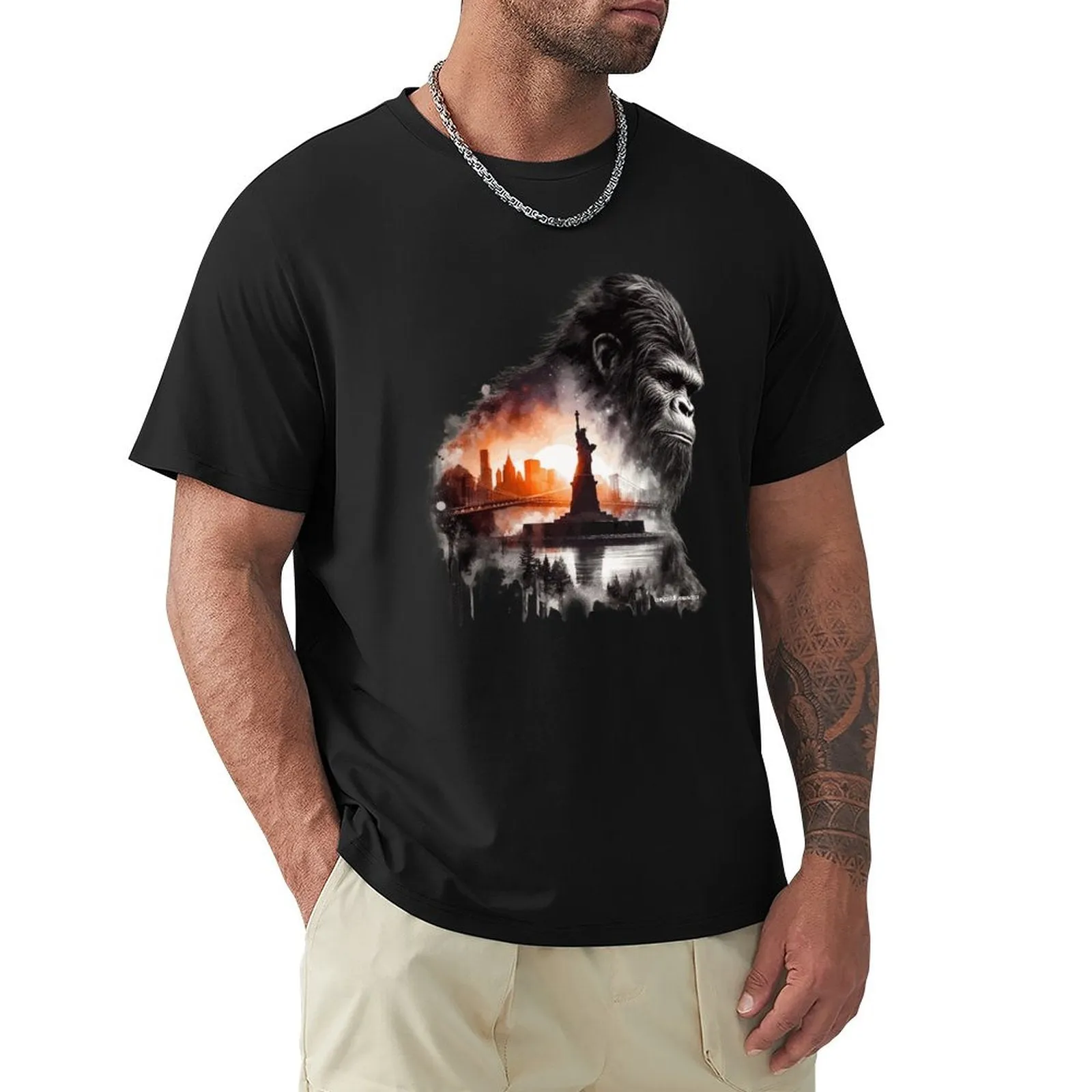 Bigfoot, Sasquatch, Statue of Liberty, Short Sleeve Cotton T-shirt