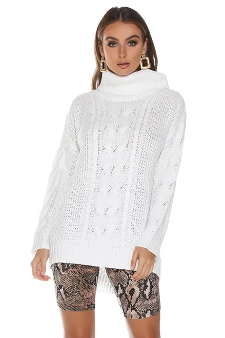 CABLE KNIT SWEATER