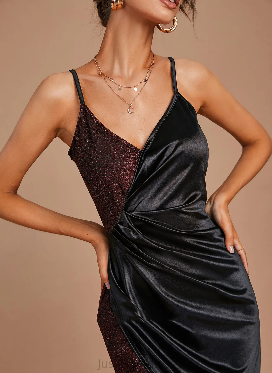 Dresses Sexy Bodycon Club Dresses Polyester Mini Milagros Sleeveless V-Neck