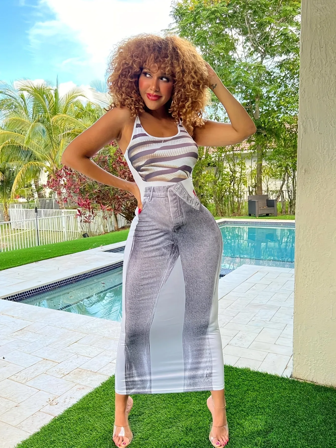 Graphic Print Bodycon Maxi Dress