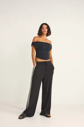 JUNO OFF SHOULDER TOP