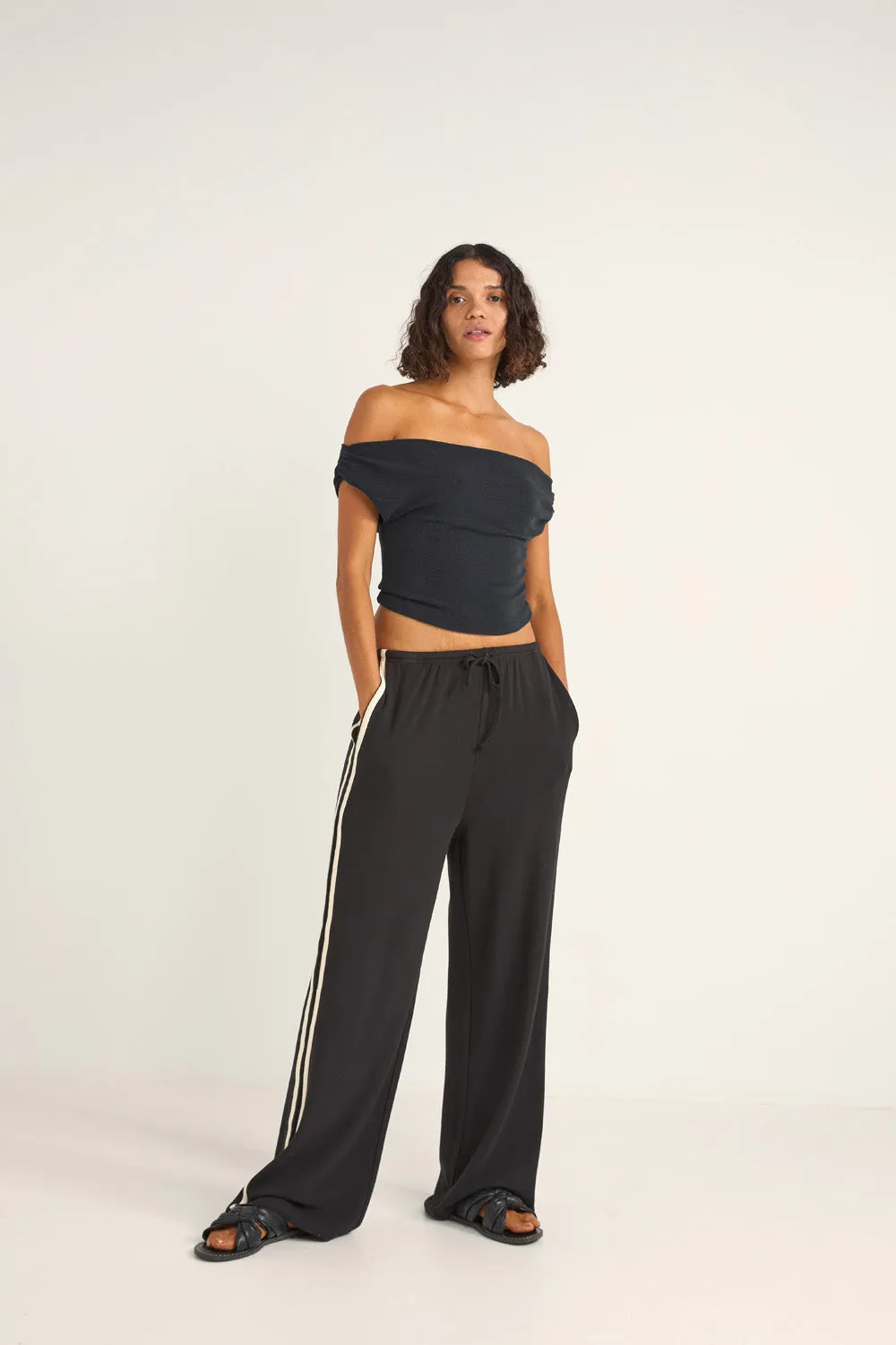 JUNO OFF SHOULDER TOP
