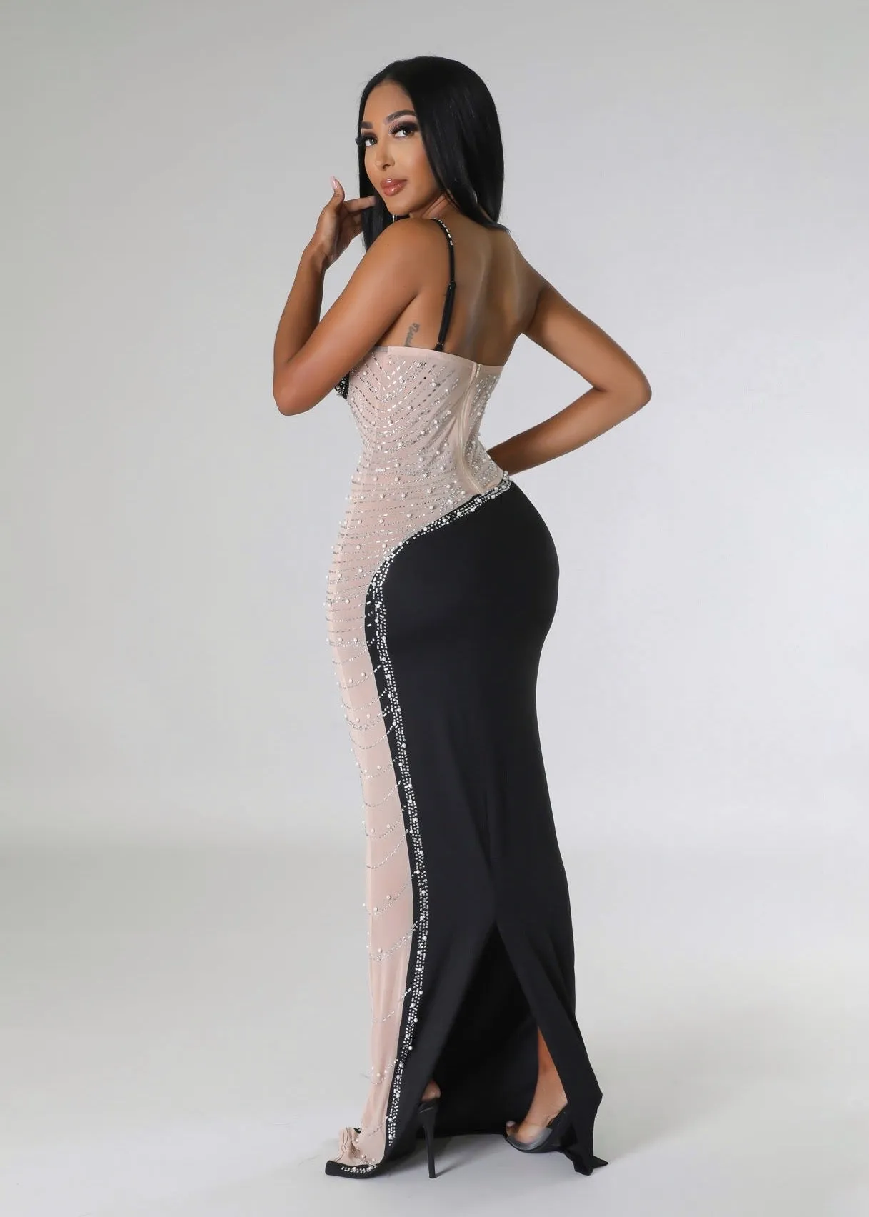 One Shoulder Beads Embroidered Bodycon Dress