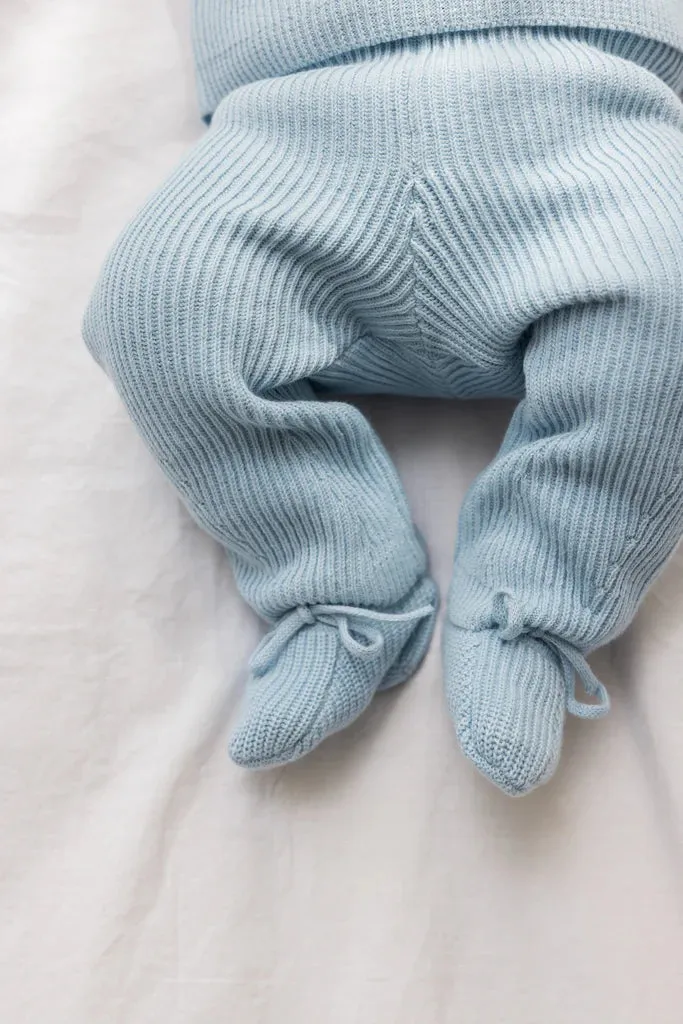 set knit wrap button top l/s and pants with booties and hat and blanket - clear sky