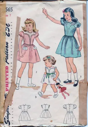 Simplicity 2565 Little Girls Back Buttoned Dress Vintage 1940's Sewing Pattern