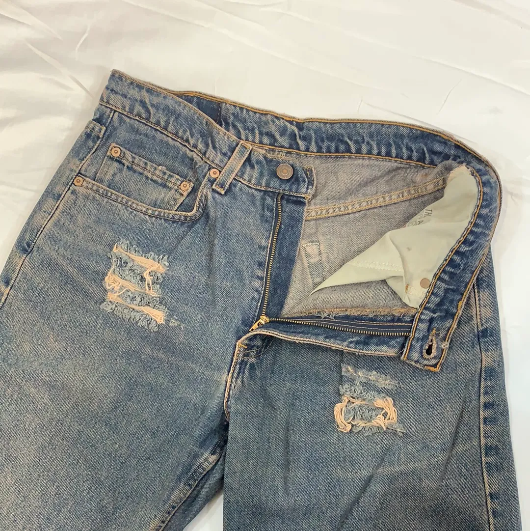 Vintage Levi’s 550 Distressed Denim Pants - 32in